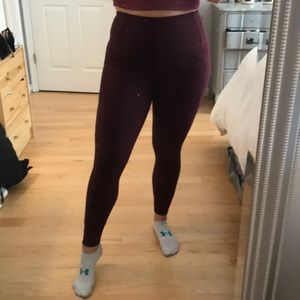 Cheri Fit - Maroon Leggings Large - High waist